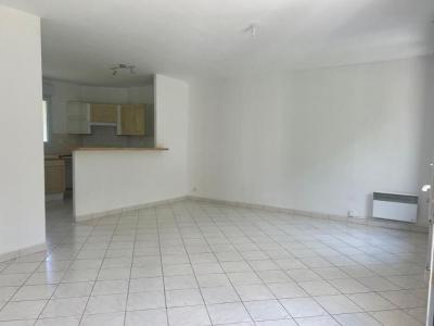 For rent Pian-medoc 4 rooms 75 m2 Gironde (33290) photo 0