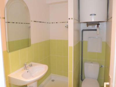 For rent Bordeaux 2 rooms 32 m2 Gironde (33000) photo 1