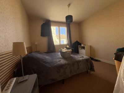 For sale Charleval 3 rooms 74 m2 Bouches du Rhone (13350) photo 4