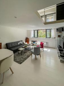 For sale Paris-9eme-arrondissement 2 rooms 50 m2 Paris (75009) photo 3