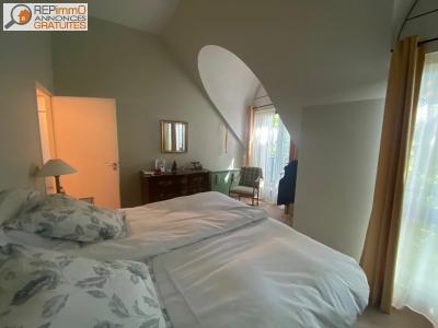 For rent Versailles 2 rooms 47 m2 Yvelines (78000) photo 2