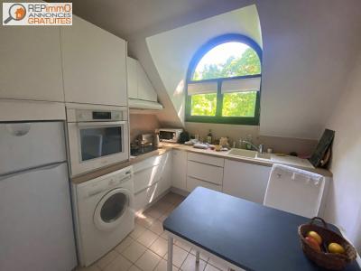 For rent Versailles 2 rooms 47 m2 Yvelines (78000) photo 3