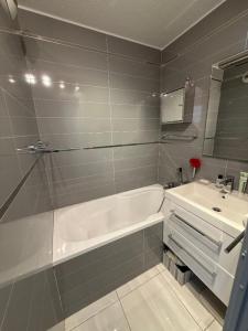For sale Grande-motte 3 rooms 32 m2 Herault (34280) photo 4