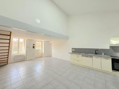 For rent Saint-christoly-de-blaye 4 rooms 79 m2 Gironde (33920) photo 3