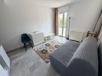 Louer Appartement 19 m2 Beaurecueil
