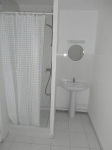 Louer Appartement Coueron 558 euros