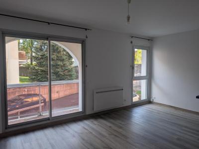 For rent Nantes 2 rooms 47 m2 Loire atlantique (44000) photo 2