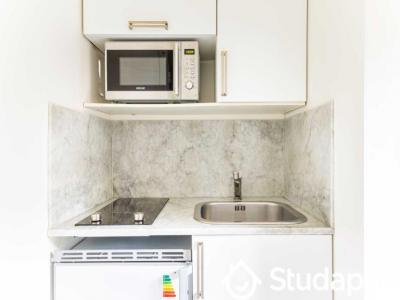 For rent Paris-5eme-arrondissement 1 room 11 m2 Paris (75005) photo 2