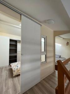Louer Appartement 49 m2 Carbon-blanc