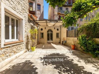 For sale Marseille-6eme-arrondissement 6 rooms 210 m2 Bouches du Rhone (13006) photo 0