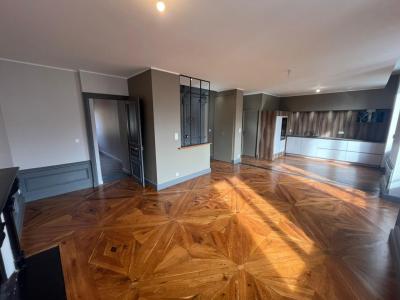 For sale 4 rooms 78 m2 Cantal (15500) photo 0