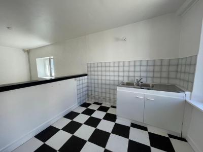 Louer Maison 77 m2 Montcresson