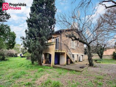 For sale Uzes 10 rooms 197 m2 Gard (30700) photo 2