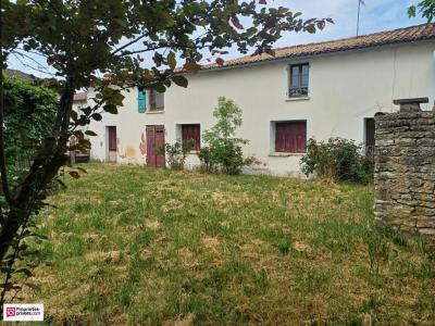 For sale Magne 4 rooms 80 m2 Deux sevres (79460) photo 0