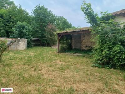 For sale Magne 4 rooms 80 m2 Deux sevres (79460) photo 4