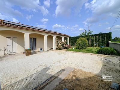 For sale Bergerac 6 rooms 107 m2 Dordogne (24100) photo 0