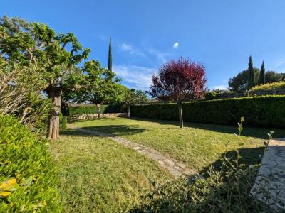 For sale Tour-d'aigues 5 rooms 127 m2 Vaucluse (84240) photo 1