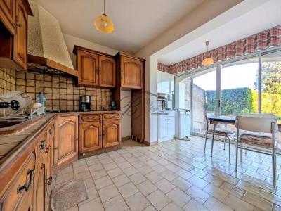 For sale Tour-d'aigues 5 rooms 127 m2 Vaucluse (84240) photo 2