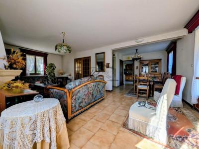 For sale Tour-d'aigues 5 rooms 127 m2 Vaucluse (84240) photo 4