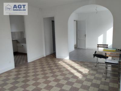 For rent Bresles 4 rooms 70 m2 Oise (60510) photo 1