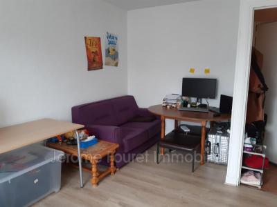 For rent Egletons 2 rooms 33 m2 Correze (19300) photo 1