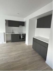 Louer Appartement 65 m2 Ennery