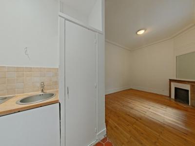 Louer Appartement Neuilly-sur-seine 921 euros