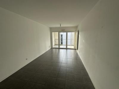 For rent Nantes 2 rooms 49 m2 Loire atlantique (44100) photo 0