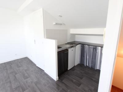 Louer Appartement 9 m2 Nantes