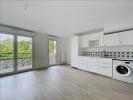 For rent Apartment Villeneuve-la-garenne  66 m2 3 pieces