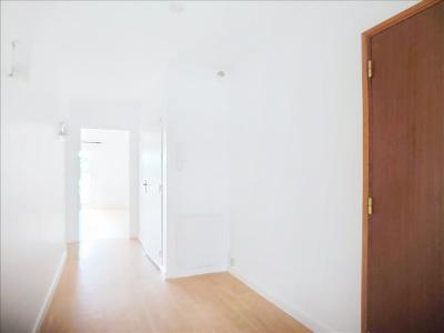 For rent Vierzon 2 rooms 52 m2 Cher (18100) photo 2