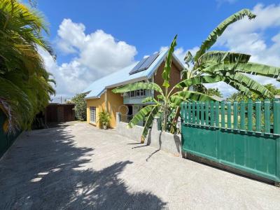 For sale Baie-mahault 4 rooms 131 m2 Guadeloupe (97122) photo 0