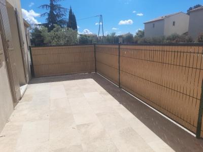 Annonce Location 2 pi�ces Appartement Aureille 13