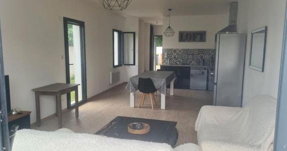 For rent Arveyres 4 rooms 80 m2 Gironde (33500) photo 0
