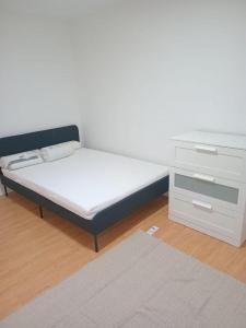 For rent Saint-denis 1 room 25 m2 Seine saint denis (93200) photo 0