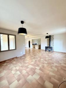 For sale CAMPAGNE 5 rooms 135 m2 Vaucluse (84190) photo 2