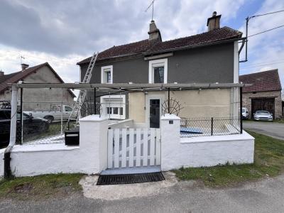For sale CAMPAGNE 5 rooms 78 m2 Creuse (23140) photo 0