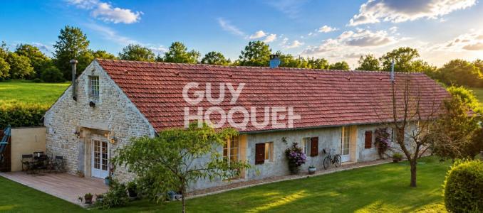 For sale Surgeres 6 rooms 183 m2 Charente maritime (17700) photo 0