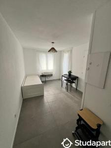 For rent Grenoble 1 room 19 m2 Isere (38000) photo 0