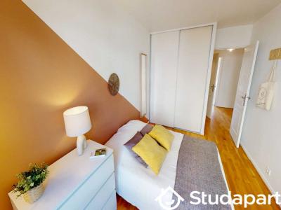 Louer Appartement 12 m2 Courbevoie