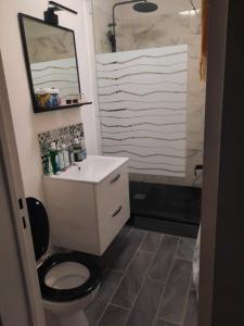 For rent Coubron 1 room 32 m2 Seine saint denis (93470) photo 1
