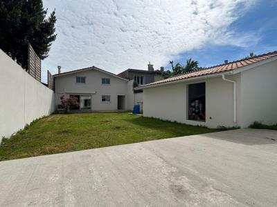 For sale Begles 8 rooms 230 m2 Gironde (33130) photo 0