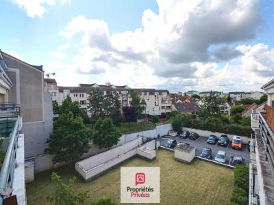 Louer Appartement Acheres 800 euros