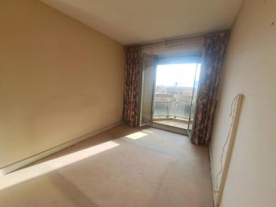 Acheter Appartement Courbevoie 699000 euros