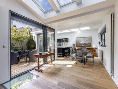 For sale Courbevoie 4 rooms 115 m2 Hauts de Seine (92400) photo 0