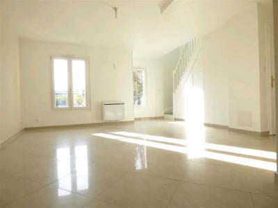 Louer Appartement 69 m2 Survilliers