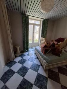For sale Granville 2 rooms 42 m2 Manche (50400) photo 3