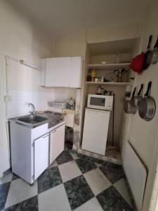 For sale Granville 2 rooms 42 m2 Manche (50400) photo 4