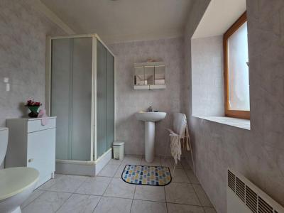 For sale Angerville 3 rooms 80 m2 Essonne (91670) photo 4