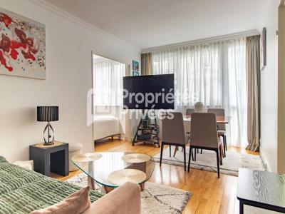 For sale Paris-16eme-arrondissement 2 rooms 46 m2 Paris (75016) photo 0